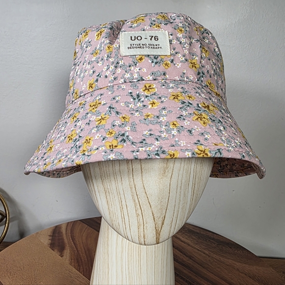 Urban Outfitters UO-76 Floral Bucket Hat – Pink & Yellow Daisy Print Women's OS - Picture 7 of 14